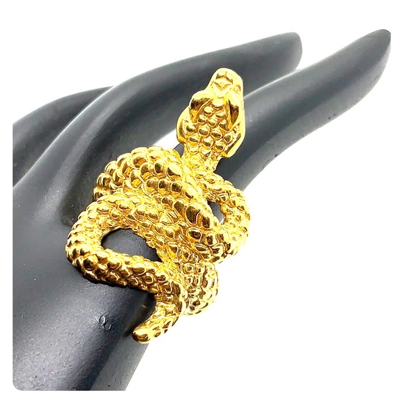 Jewelry - Pure 14K gold snake ring